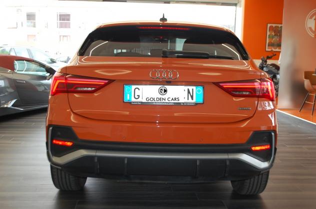 Audi Q3 Sportback 35 2.0 tdi 150CV S line edition quattro - Foto 5