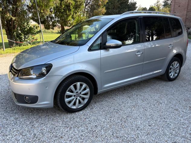 Volkswagen Touran 2.0 TDI 140 CV DSG Highline - Foto 4