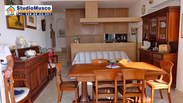 APPARTAMENTO di 5 vani e di 110 mq (CAPRI) rif. CVDBM - Foto 17