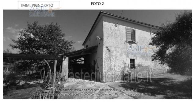 IMMOBILI-IMMOBILE RESIDENZIALE-via Girate, 31