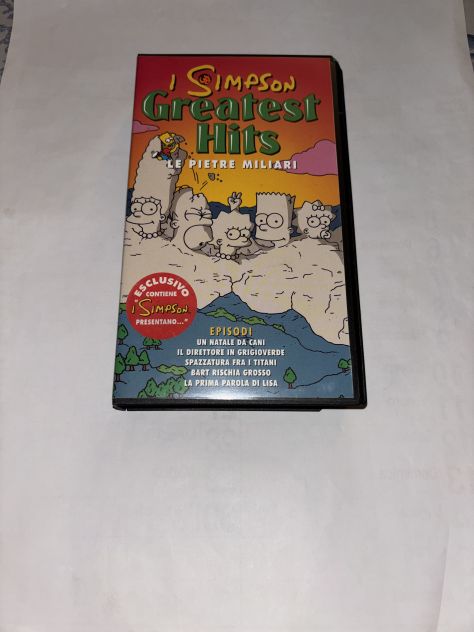 VHS/VIDEOCASSETTA RARISSIMA IN OTTIME CONDIZIONI:I SIMPSON”GRETEST HITS”