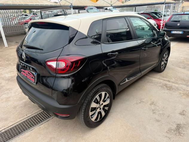 Renault Captur dCi 8V 90 CV Sport Edition - Foto 4