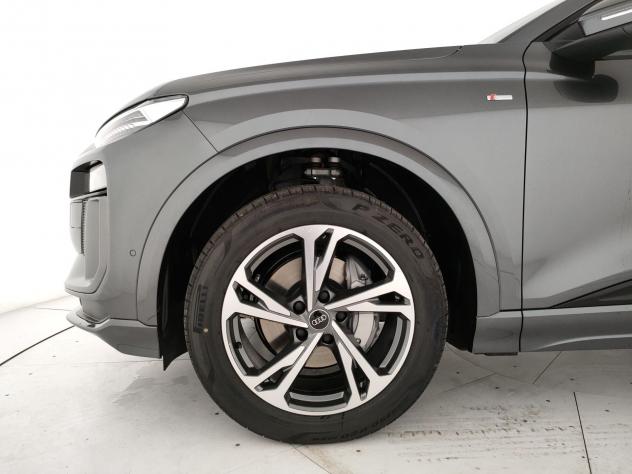 Audi Q6 e-tron Audi Q6 SUV S line edition e-tron performance 225,00 kW - Foto 6