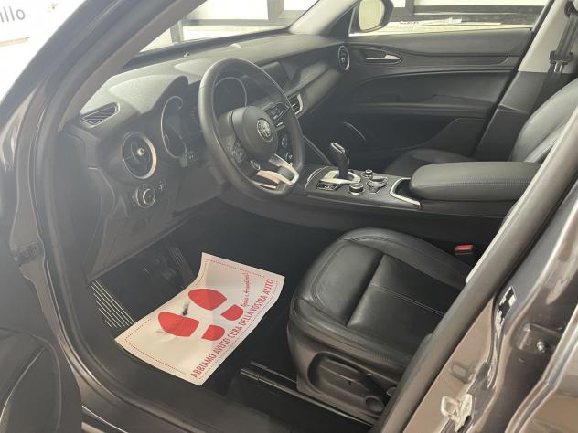 Alfa Romeo Stelvio 2.2 Turbo Diesel 160CV Business AT8 RWD - Foto 8