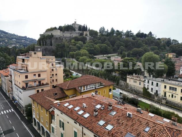 Quadrilocale in vendita a Brescia
