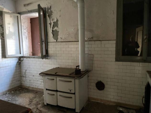 Immobile in asta di 160 m² con più di 5 locali e box auto in vendita a Trissino - Foto 8