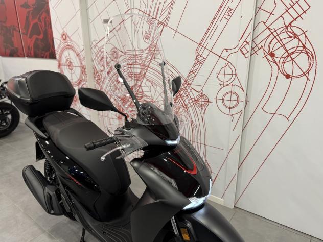 Honda SH 125 SH 125 SPORTY - bauletto keyless e parabrezza - YM 2026 - Foto 10
