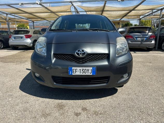 Toyota Yaris 1.0 Benzina - Foto 9