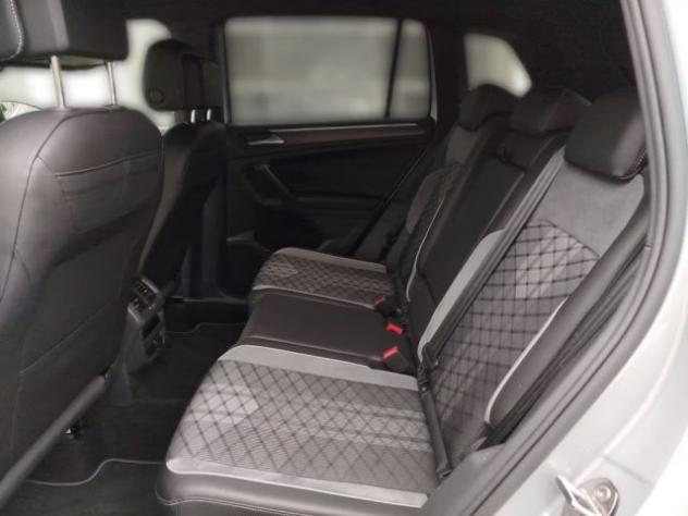 VOLKSWAGEN Tiguan 2.0 TDI 200 CV SCR DSG 4MOTION R-Line R Line rif. 22913947 - Foto 10