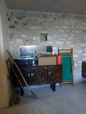 PORZIONE IN PIETRA DI UN CASALE A SPOLETO - Foto 8