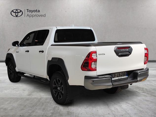 Toyota Hilux Hilux 2.4 D A/T 4WD 4 porte Invincible + CHIUSURA CASSONE SCORREVOLE - Foto 6