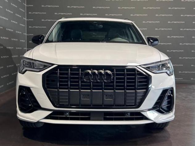 AUDI Q3 35 TDI S tronic Identity Black rif. 24064301 - Foto 2