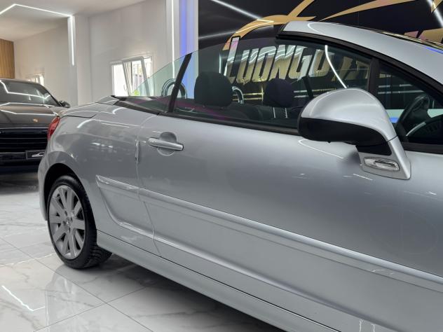 Peugeot 207 1.6 120CV Cabrio Roland Garros - Foto 4