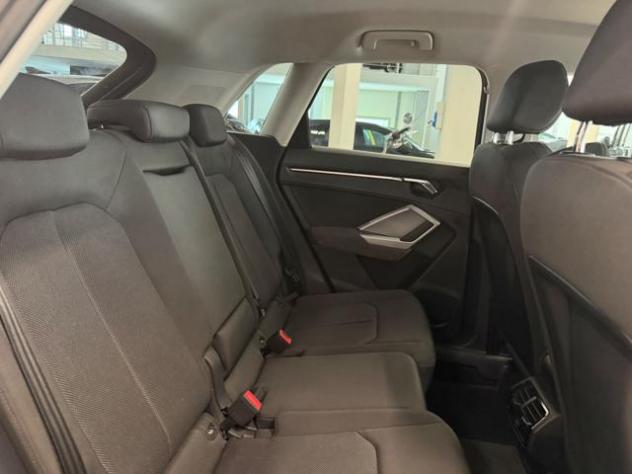AUDI Q3 35 TFSI Business rif. 24031780 - Foto 10