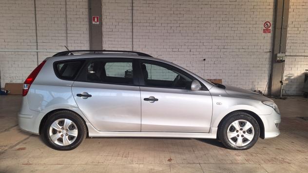 Hyundai i30 CW 1.6 CRDi VGT 16V 90CV - Foto 5
