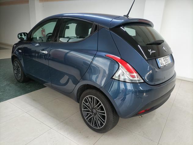 Lancia Ypsilon 1.0 Hybrid Silver 11/ 2022 - Foto 6