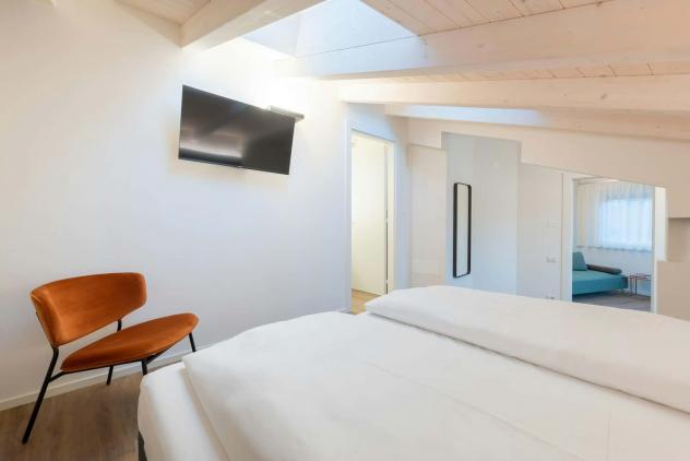 Room in Via San Giovanni, Trento for 78 m² with 2 bedrooms - Foto 4