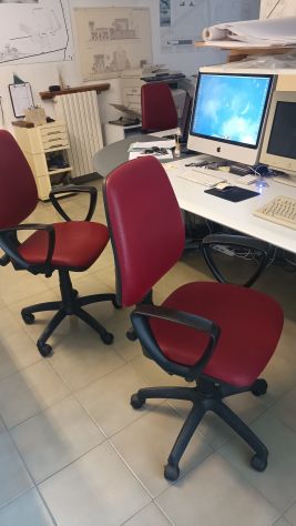 Vendo scrivanie operative Styloffice con cassettiera e poltroncine. - Foto 7
