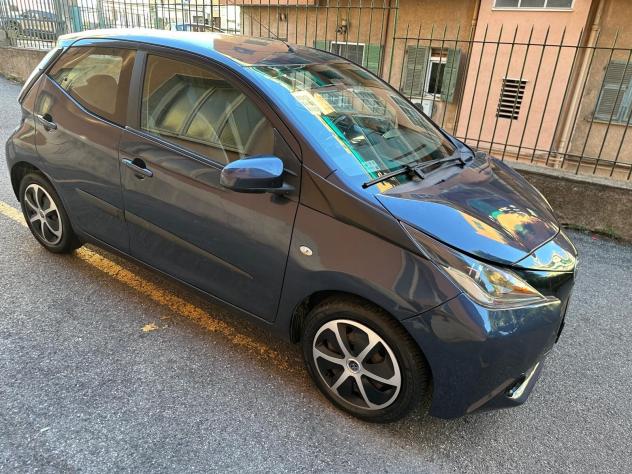 Toyota Aygo 1.0 VVT-i 69 CV 5 porte x-wave - Foto 3