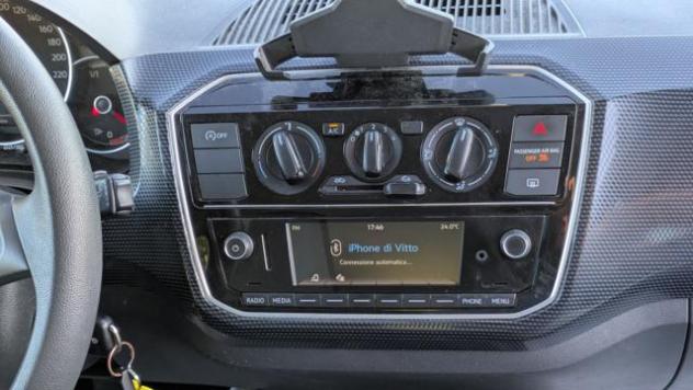 VOLKSWAGEN up! Take Up! 1.0cc 60cv rif. 24153568 - Foto 9