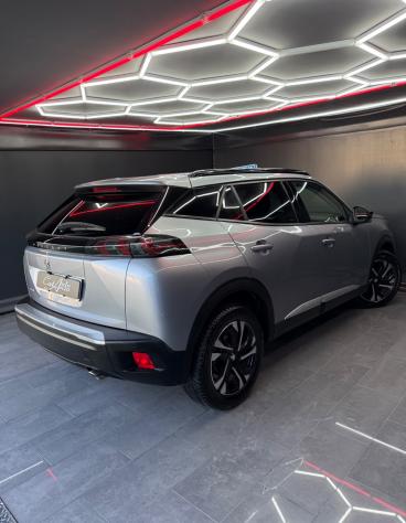 Peugeot 2008 BlueHDi 130 cv EAT8 Allure Pack 2021 - Foto 7