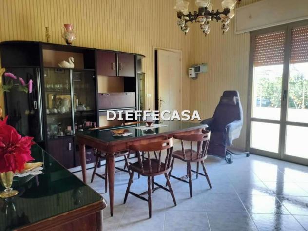 V2618 - In vendita casa singola con due garage e giardino in periferia lato Trapani - Foto 8