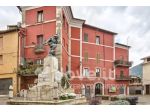 Appartamento di 200 m² con più di 5 locali in vendita a Supino