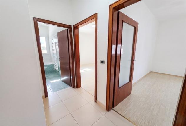 ZONA ALBERE- APPARTAMENTO RISTRUTTURATO - Foto 10