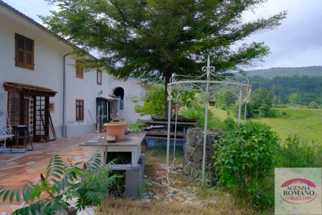 Casale in vendita a Mioglia