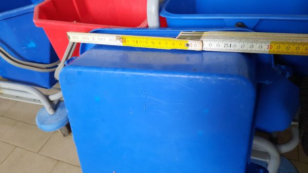 Stock lotto secchi 4 lt. e vaschette medio-grandi per pulizie professionali - Foto 7