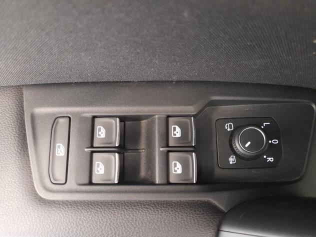 Volkswagen Tiguan 2.0 TDI SCR 110KW Advanced BMT 4MOT DSG R-Line - Foto 10