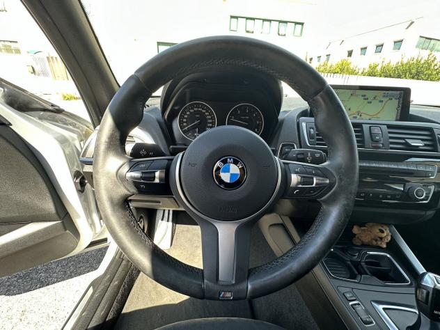 BMW Serie 1 118d Automatic. 2.0 MSport 150cv - Foto 9