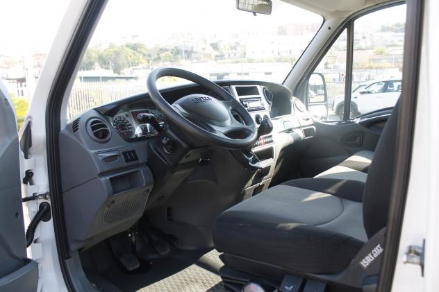 Iveco Daily 35C15 CASSONE FISSO DA 4.30 MT clima - Foto 7