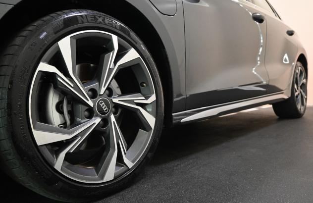 AUDI A3 4ª serie A3 SPB 40 TFSI e S tronic S line edition - Foto 4