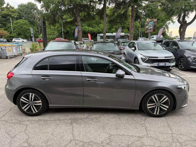 Mercedes-Benz Classe A A 180d automatic sport - Foto 6