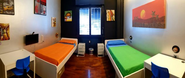POSTO LETTO IN CAMERA DOPPIA CONDIVISA * - Foto 8