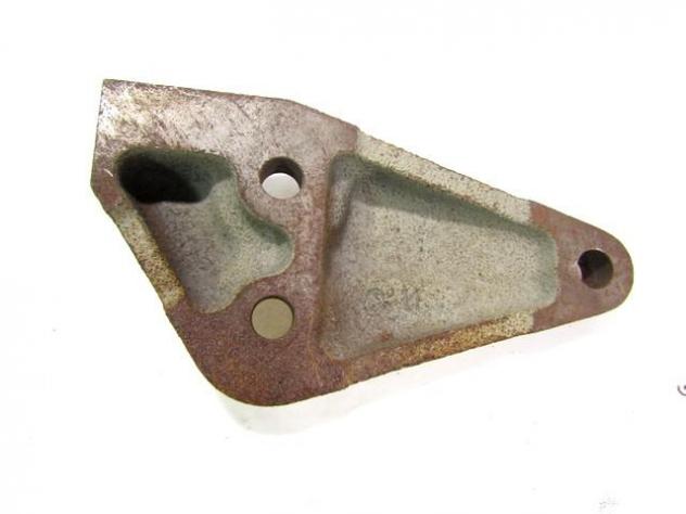 4713949 STAFFA SUPPORTO MOTORE LATO DESTRO FIAT 131 2.5 D 53 KW RICAMBIO NUOVO - Foto 2