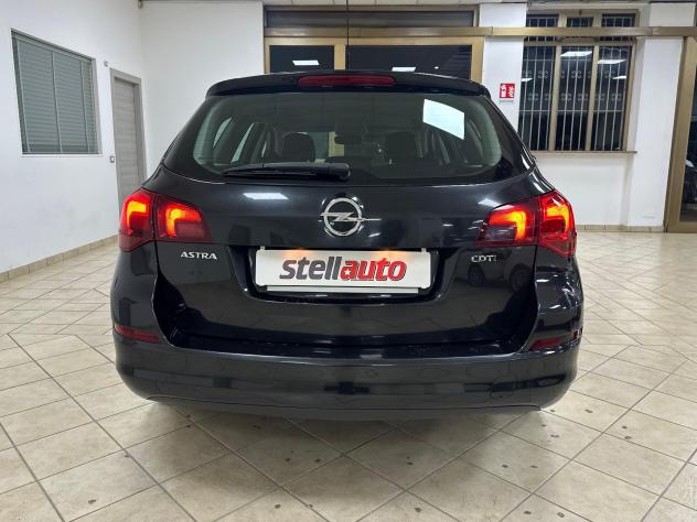 Opel Astra Sports Tourer 1.7 CDTI Cosmo 110cv - Foto 6
