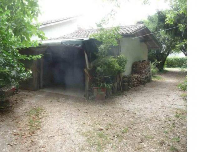 Immobile in asta di 759 m² con più di 5 locali e box auto in vendita a Concamarise - Foto 11