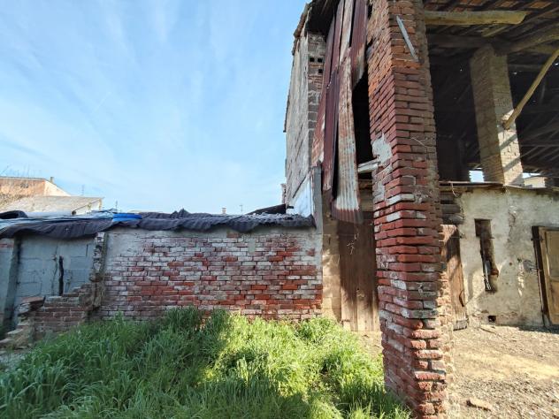 Porzione di casa in vendita a Pieve Porto Morone - Foto 7