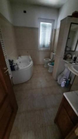 Immobile in asta di 195 m² con più di 5 locali e box auto in vendita a Vezzano Ligure - Foto 6