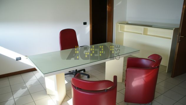 PADOVA – DUE CARRARE – UFFICIO - Foto 3