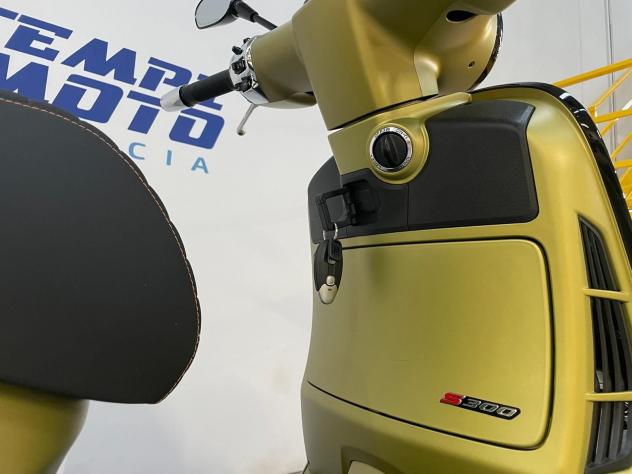 Vespa 300 GTS null - Foto 4
