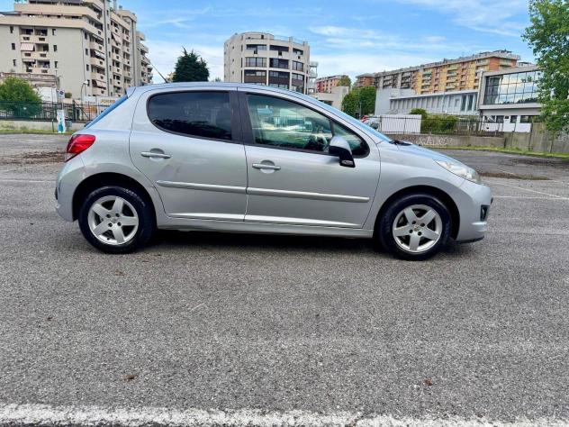 Peugeot 207 1.4 VTi 95CV 5p. Active - Foto 5