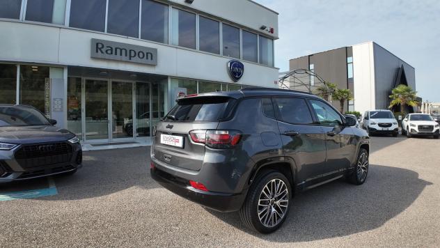 Jeep Compass E-Hybrid 1.5 Turbo MHEV T4 96kW Summit DDCT - Foto 10