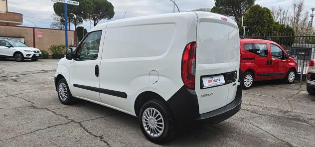 Fiat Doblo Dobl1.3 MJT 95 CV Combi N1 SX - Foto 4