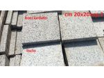 piastrelle granito bocciardata