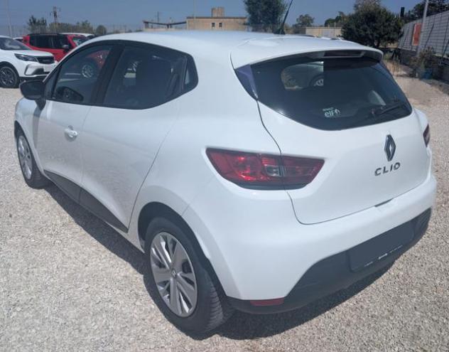 RENAULT Clio 1.2 75CV 5 porte Zen TAGLIANDATA rif. 24040701 - Foto 4