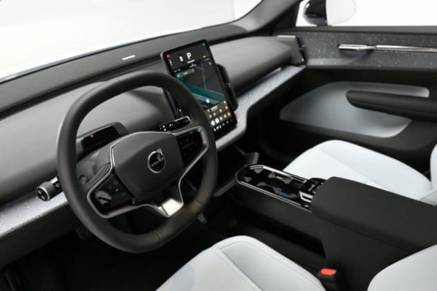 VOLVO EX30 P5 Long Range Ultra (2023--) rif. 23759688 - Foto 8