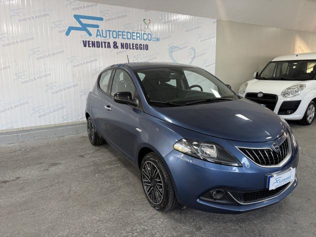 Lancia Ypsilon 1.0 FireFly 70cv Hybrid ALBERTA FERRETTI - Foto 3